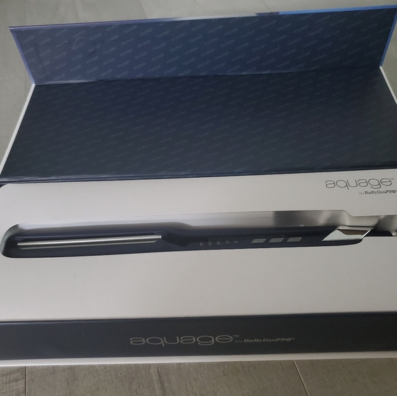 1 1/2 Staightener Aquage by Babylisspro - Picture 2 of 4